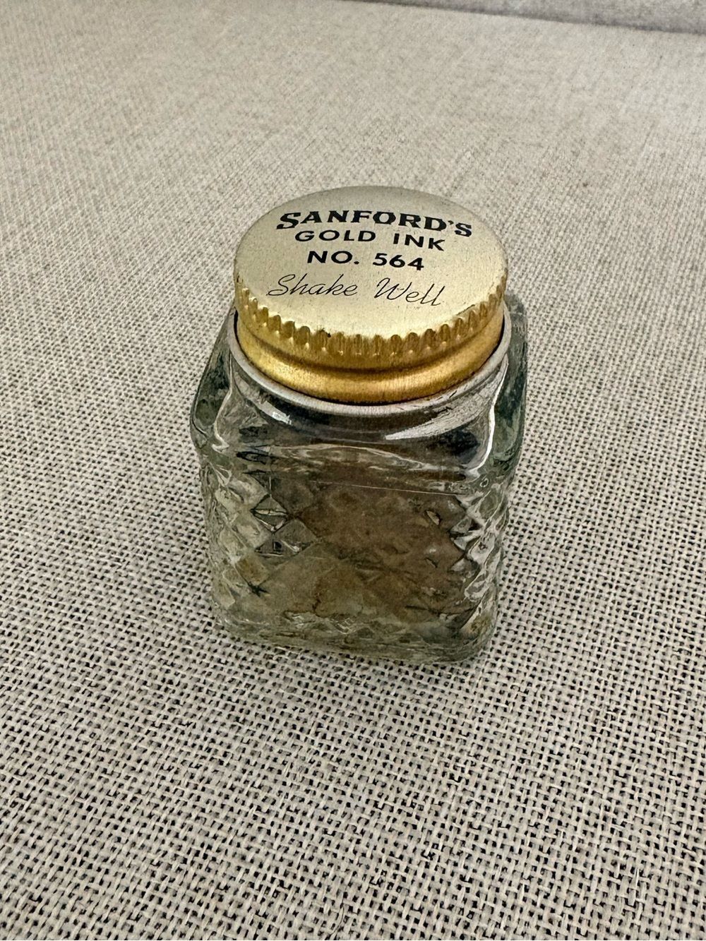 Vintage Sanford’s Gold Ink No. 564 Glass Bottle w/ Original Lid Dried Ink